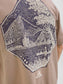 JORGRAMERCY BACK GRAPHIC T-SHIRT