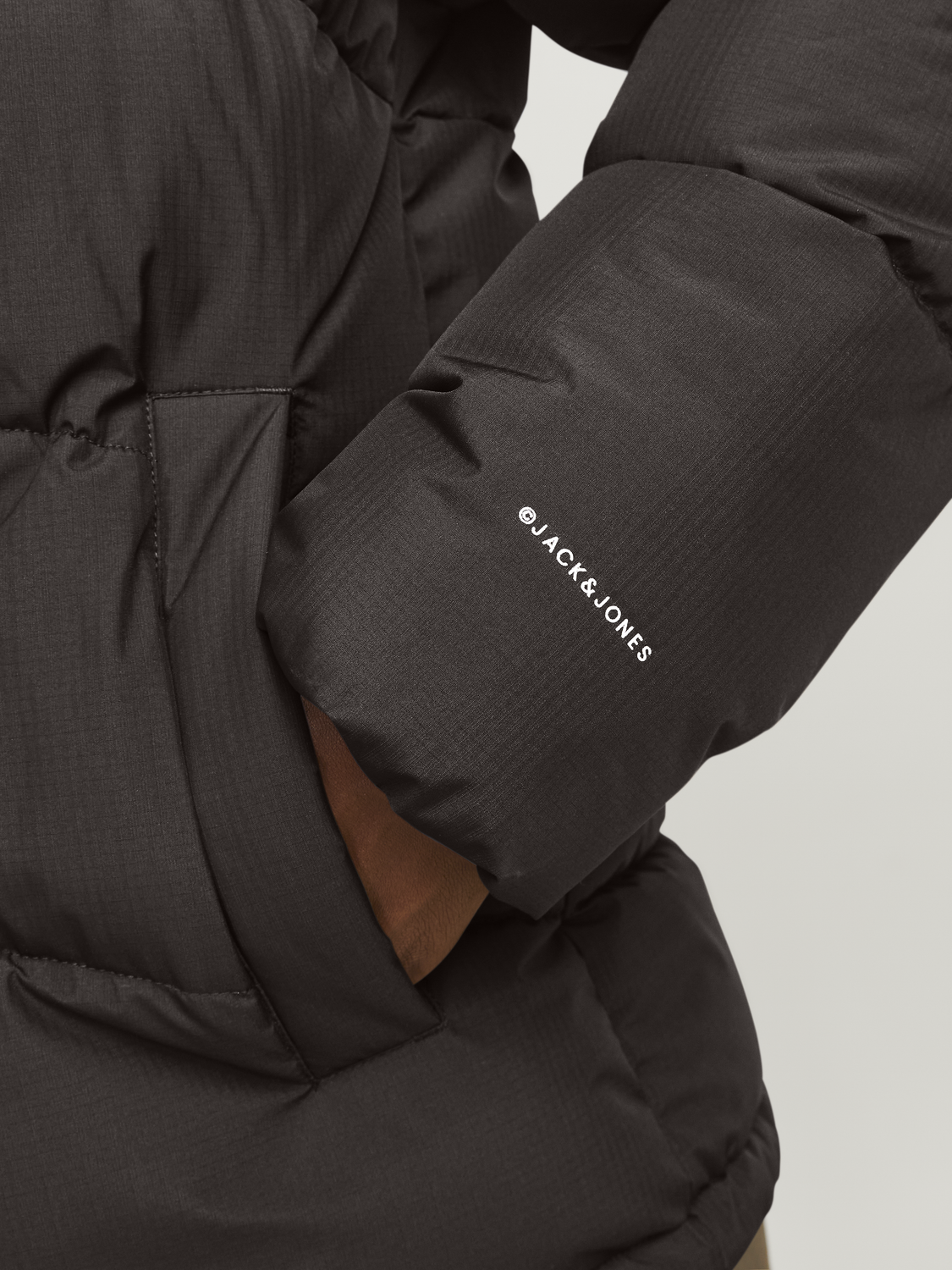 JJWORLD PUFFER JACKET