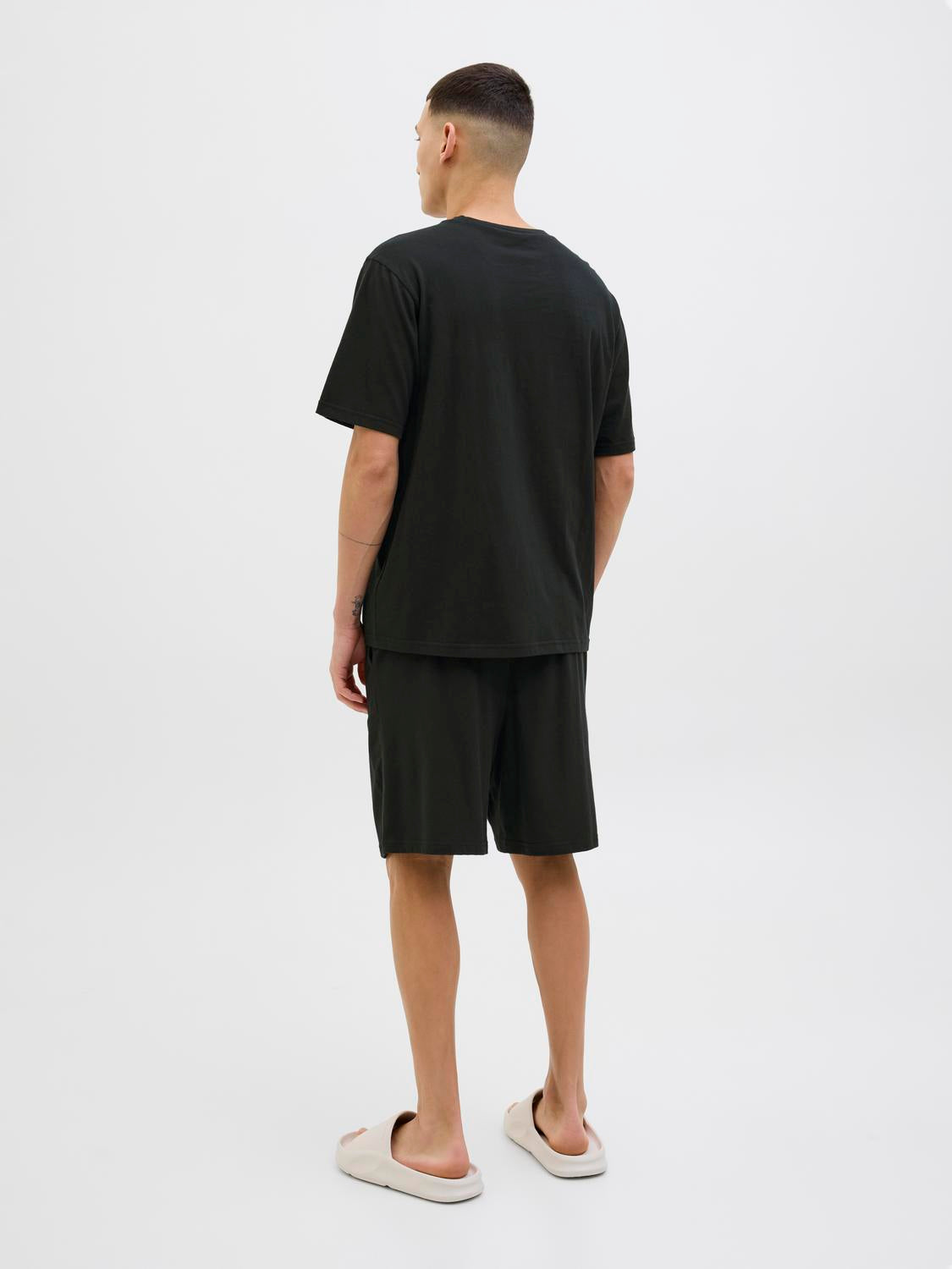 JACEVEREST T-SHIRT AND SHORTS SET