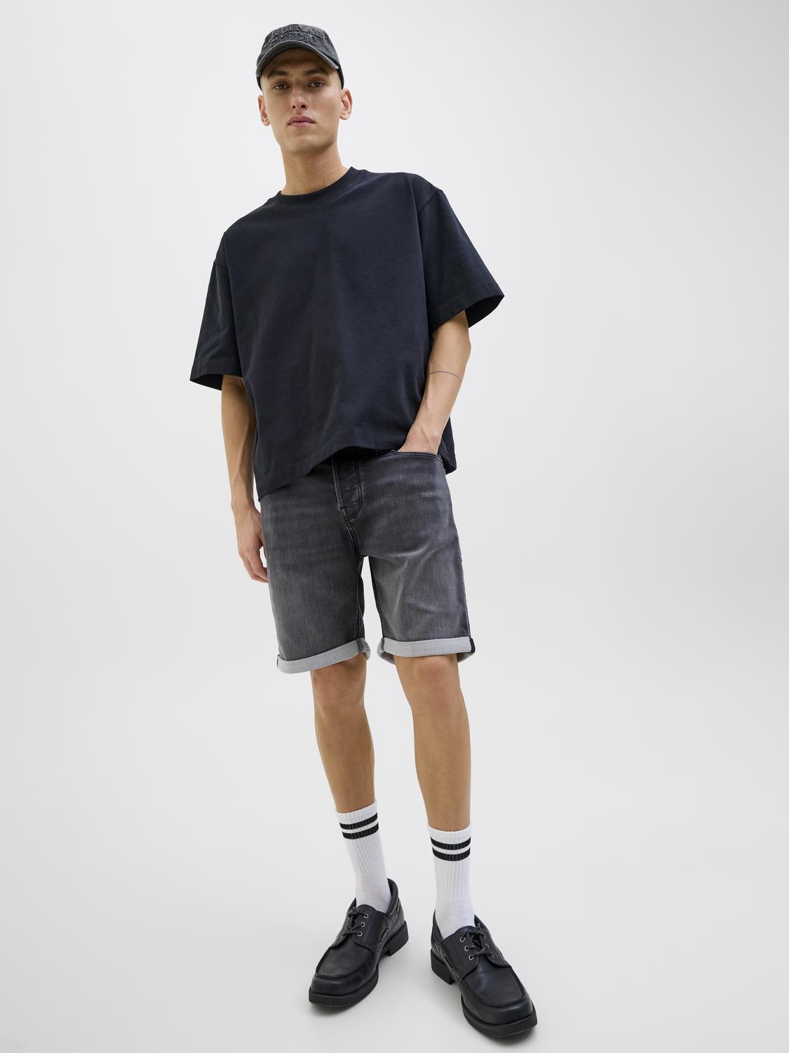 JJIRICK ICON 062 I.K. DENIM SHORTS
