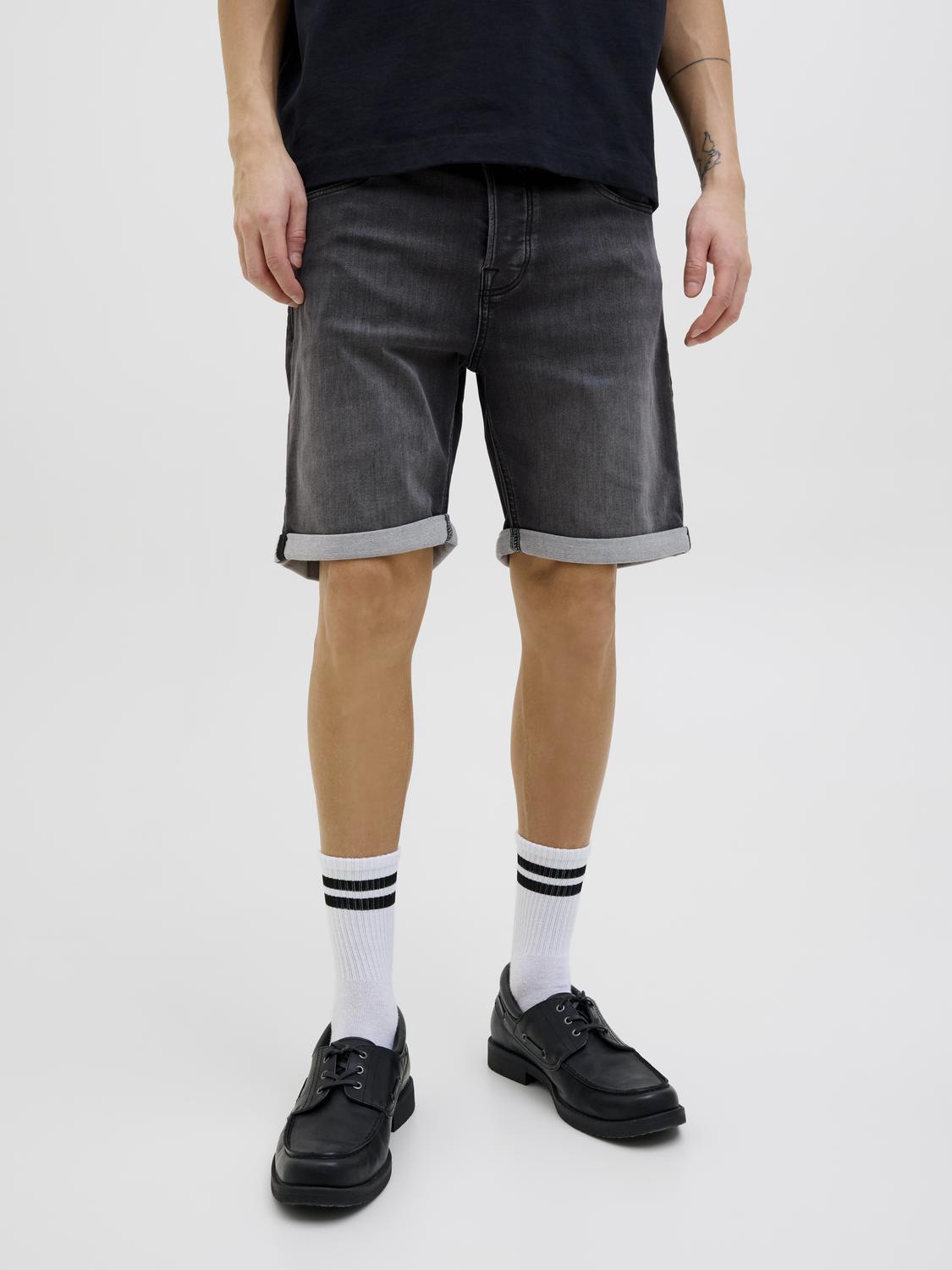 JJIRICK ICON 062 I.K. DENIM SHORTS